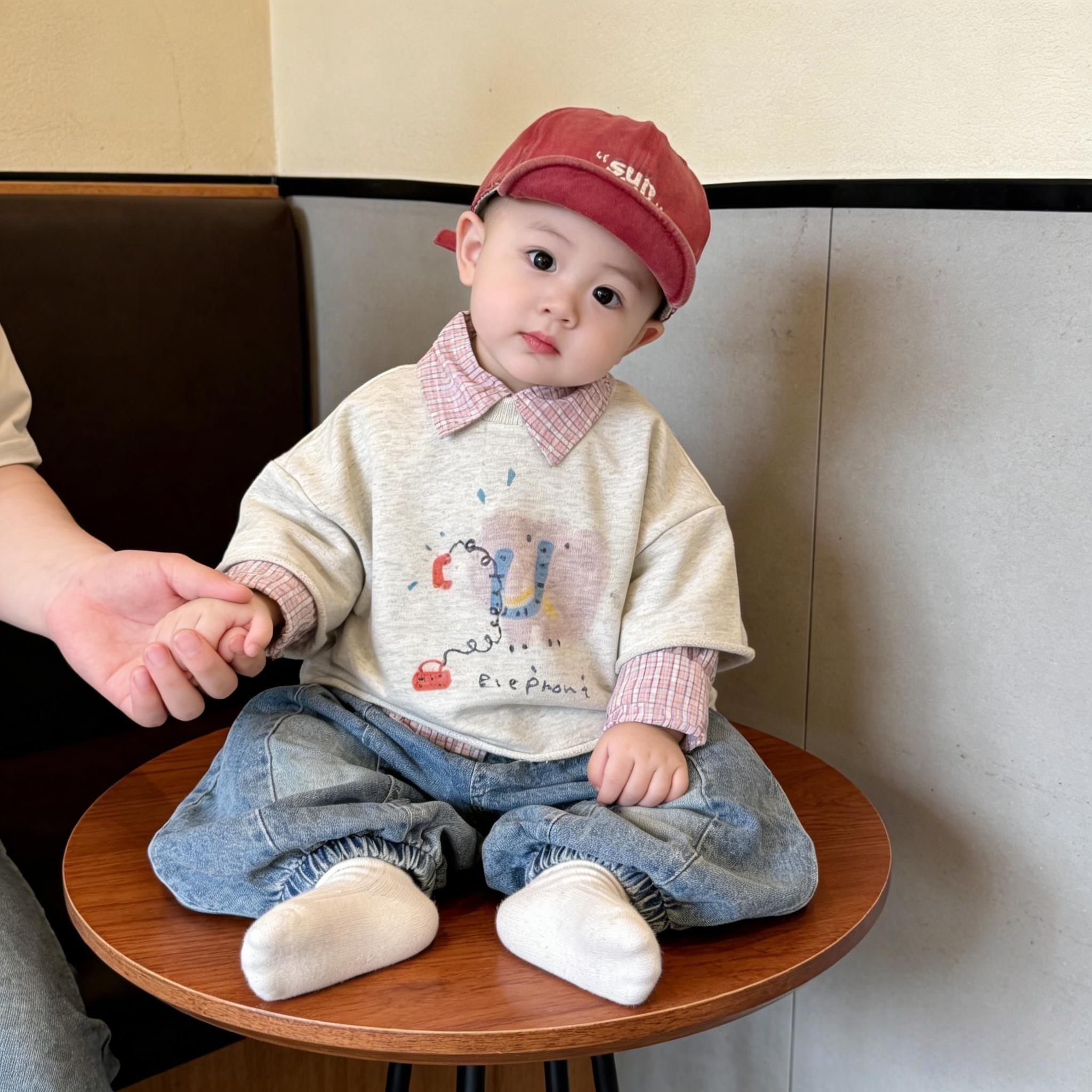 男宝宝春装2026新款可爱超萌洋气婴儿衣服春秋款衬衫T恤裤子分体