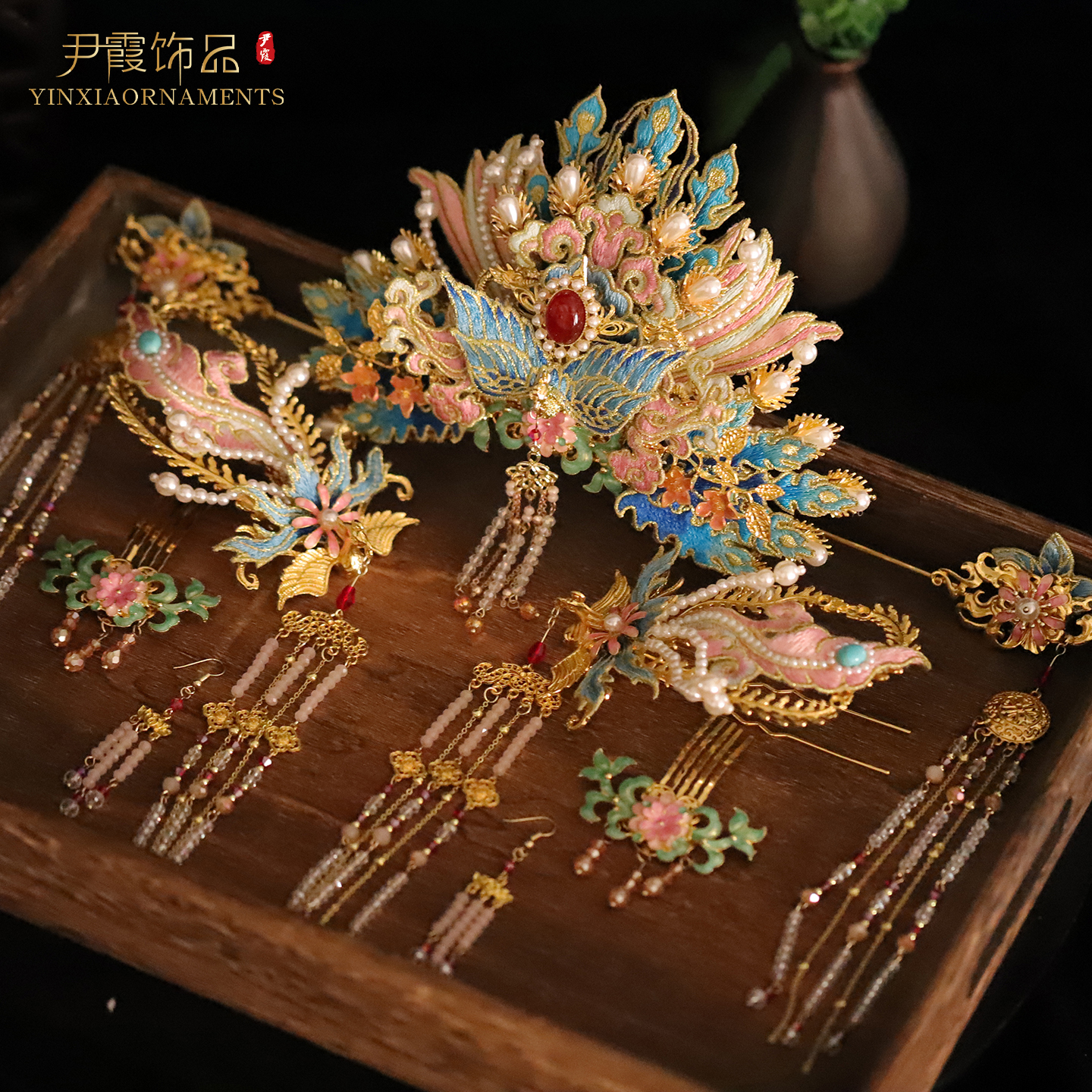 新款中式古装汉服凤冠头饰明制秀禾新娘头冠结婚饰品苏绣凤钗发簪