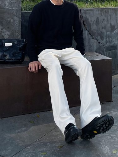 修身直筒vibe微喇白色西裤