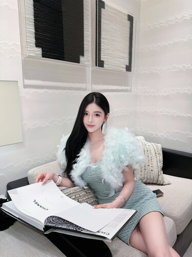 LOCK KK 美神惊艳独家定制毛毛秋冬高品质鸵鸟毛短袖短皮草外套