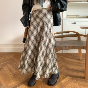百搭气质格纹半裙胖mm高腰显瘦A字裙 100苎麻时尚 NAZ那子大码 秋季