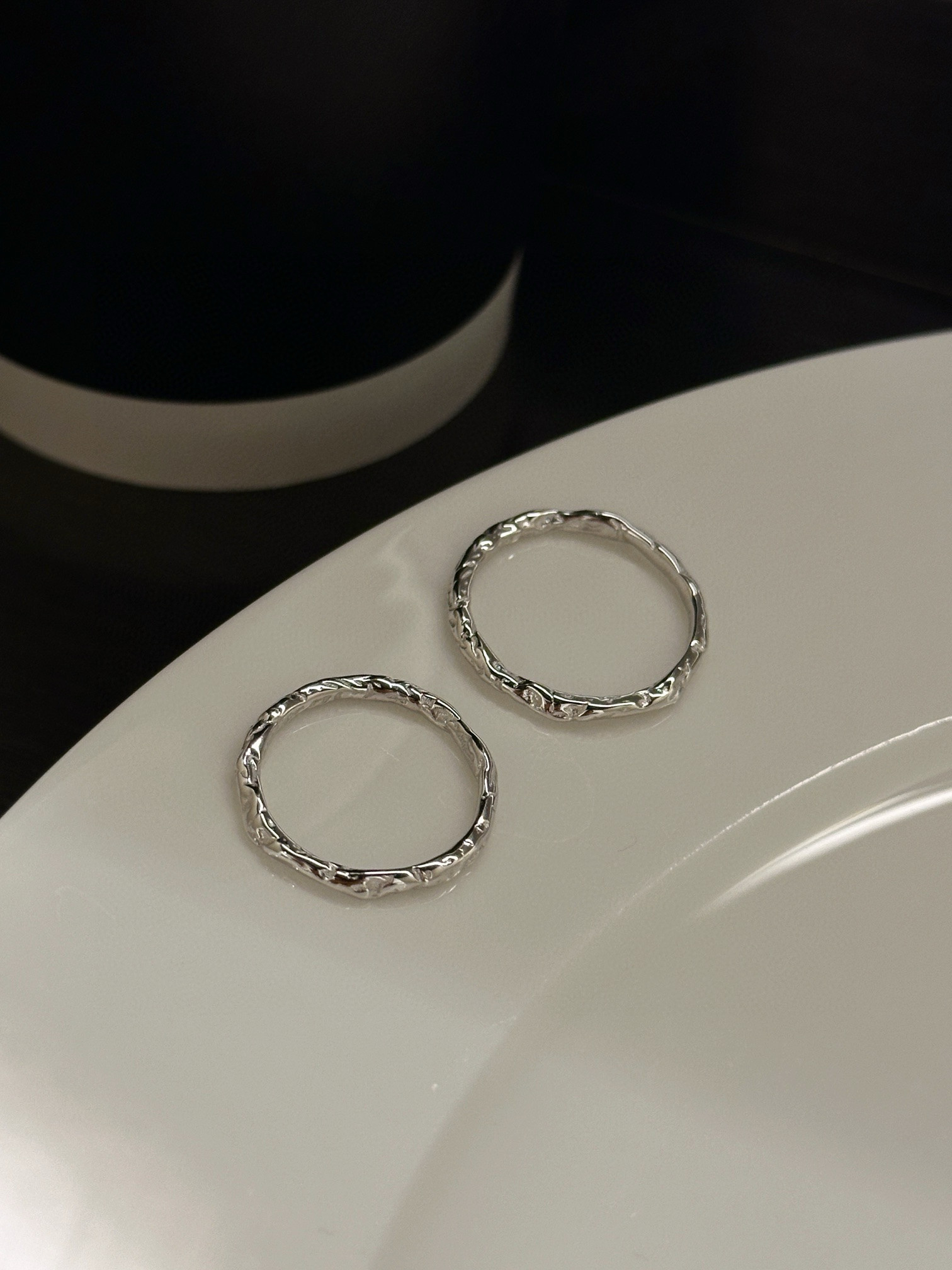 小众设计感精致925纯银糖纸戒指轻奢食指戒素圈 s49030