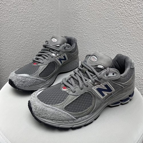 NB男女通用系带运动鞋
