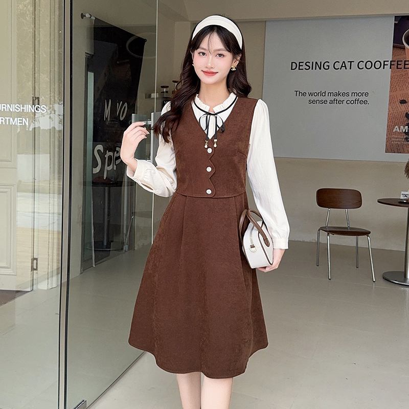 假两件衬衫拼接收腰连衣裙女