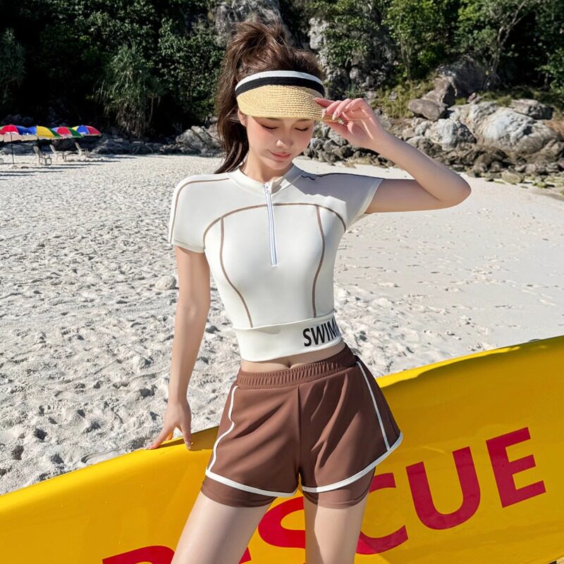 佑游泳衣女2025新款保守遮肚显瘦图片
