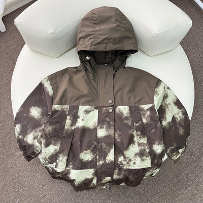 断码处理120-130cm男童迷彩冲锋衣春秋款儿童连帽外套中大童外套