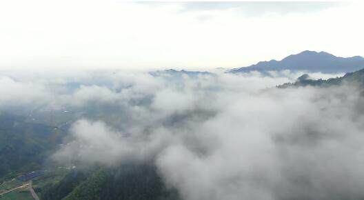 大自然鬼斧神工祖国壮丽大好河山天空云层云海无人机俯拍高清视频