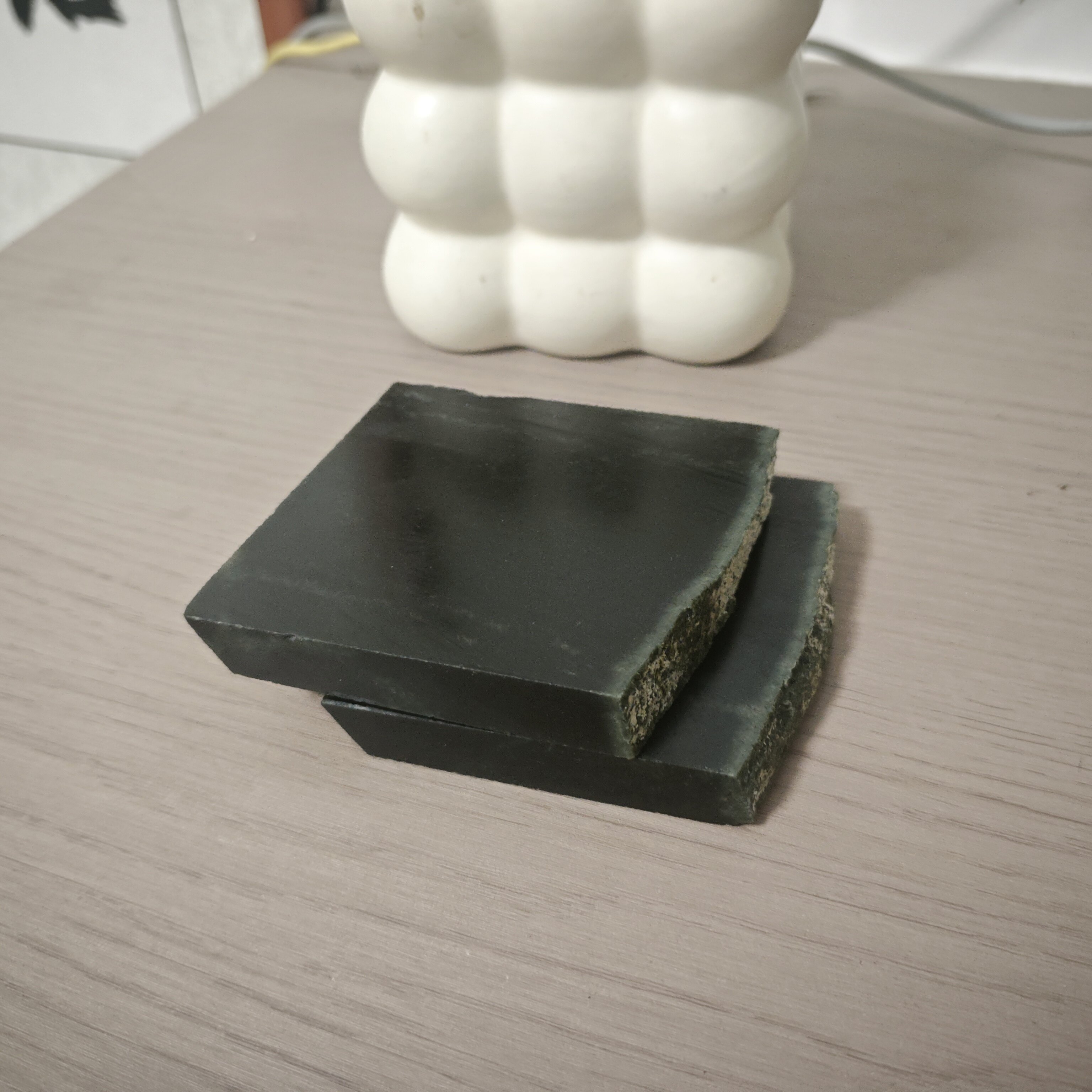 放漏和田玉黑青玉黑羊脂黑青小雕件开窗明料原石珠子戒指料练手料