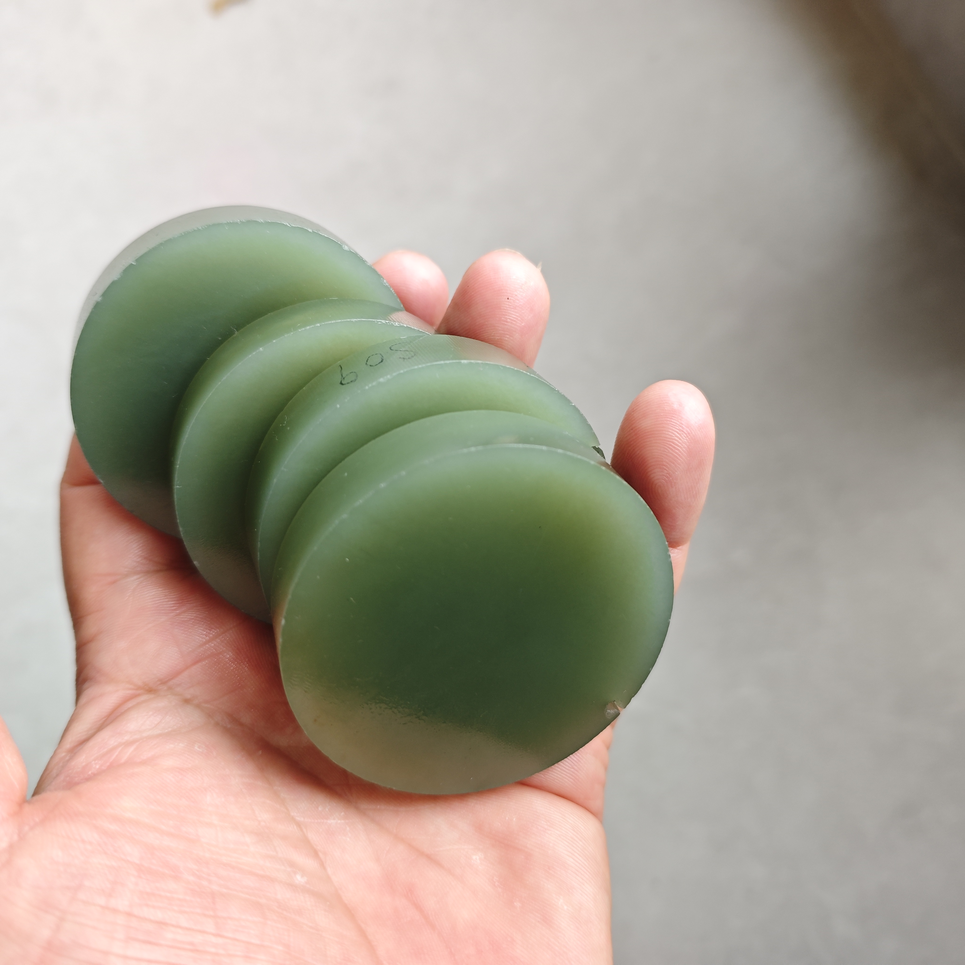 天然和田玉湖水绿手镯芯玉润质密平安无事牌子料挂件吊坠自加工料