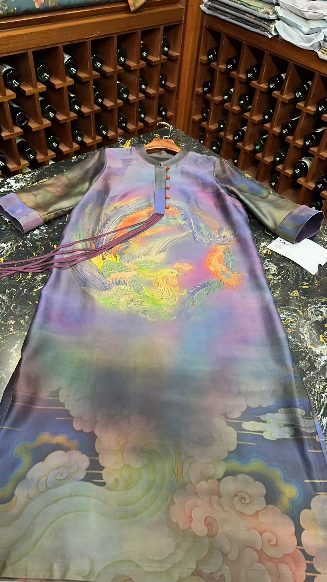 《凤飞九霄》香云纱135门幅50姆样衣定制款