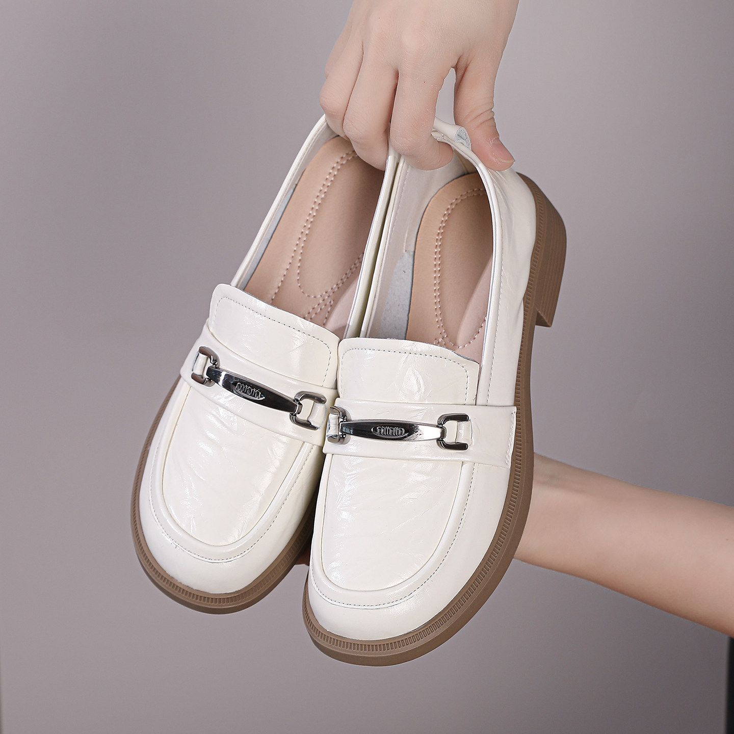 软羊皮乐福鞋女春夏单鞋一脚蹬英伦小皮鞋大码女鞋真皮软底妈妈鞋