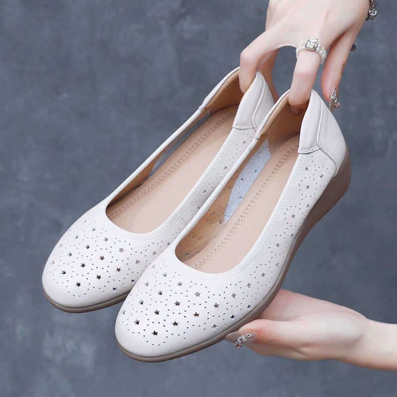 镂空小坡跟真皮夏季平底大码凉鞋