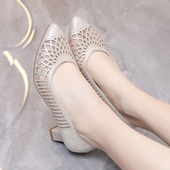 水钻凉鞋 网纱女鞋 女春夏尖头镂空单鞋 粗跟透气大码 中跟妈妈鞋 时尚