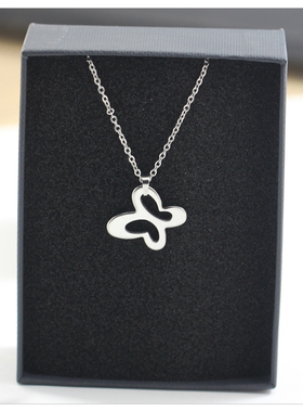 简约镂空大蝴蝶项链2026新款精致高级感锁骨链颈链配饰女毛衣链潮
