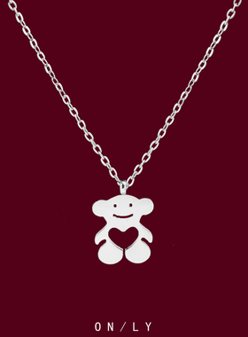 甜酷锁骨链可爱抱爱心小熊项链2026新款爆款小众设计感高级颈链女