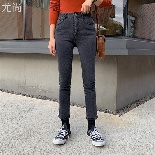黑灰色小直筒牛仔裤显高修身高腰