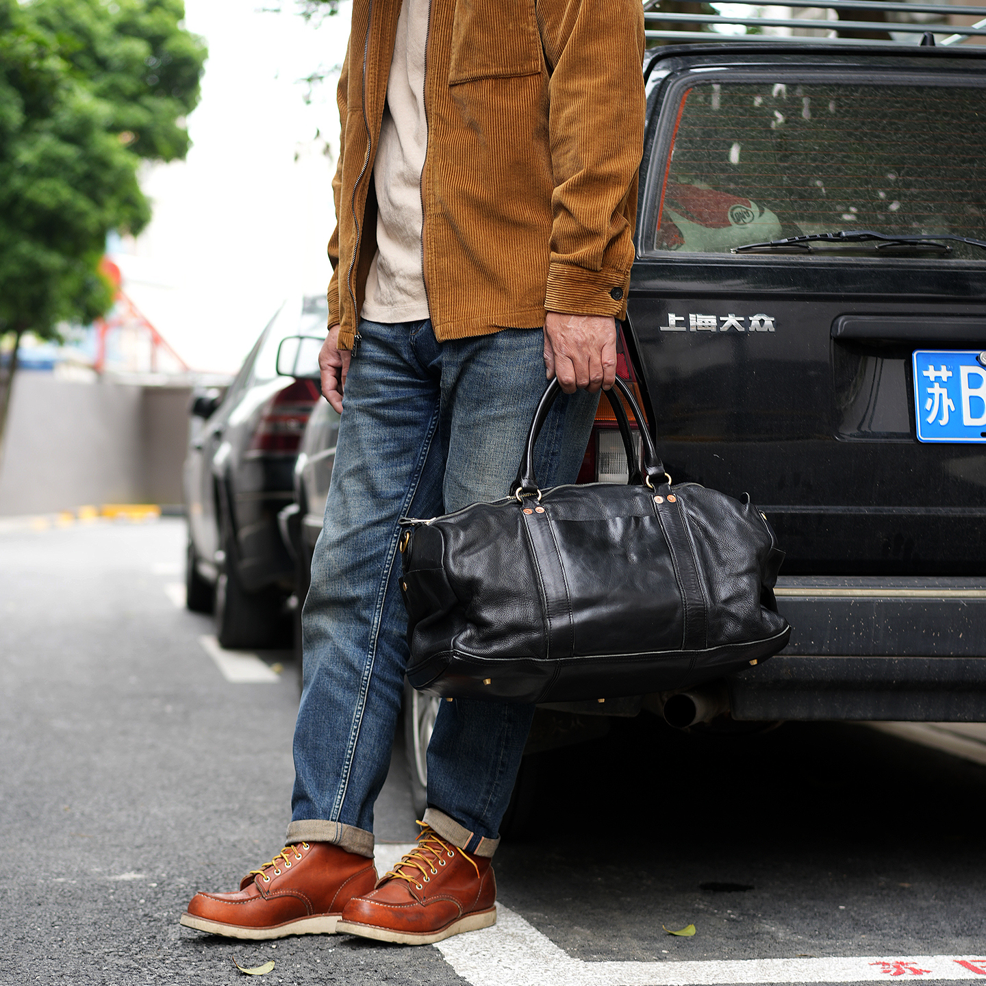 纯色日韩真皮横款方形车缝线休闲