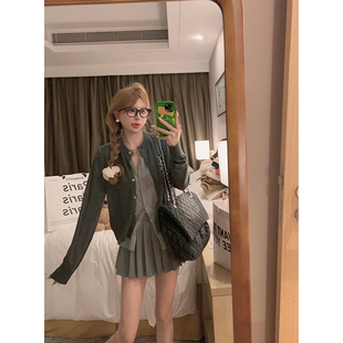 薄款 女春秋韩系修身 百搭时髦上衣 miu系假两件撞色针织开衫 Yukiss