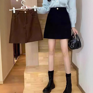 咖色灯芯绒半身裙女秋冬黑色棕色包臀裙短裙高腰显瘦小个子A字裙
