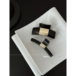 NINE九 简约头饰鲨鱼夹 金属ins风抓夹小众轻奢气质女新款