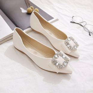 单鞋女2026新款春秋百搭浅口女鞋子夏款软底软皮豆豆鞋尖头平底鞋