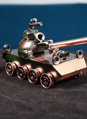 耀莎铁艺装甲车摆件装饰品