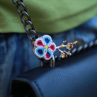 【空谷守艺】 繁花 非遗苗绣 手工打籽绣 黄铜胸针