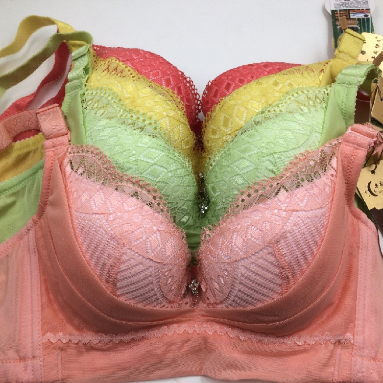 正品清货午夜伊人9802稍厚调整型聚拢文胸三排扣内衣