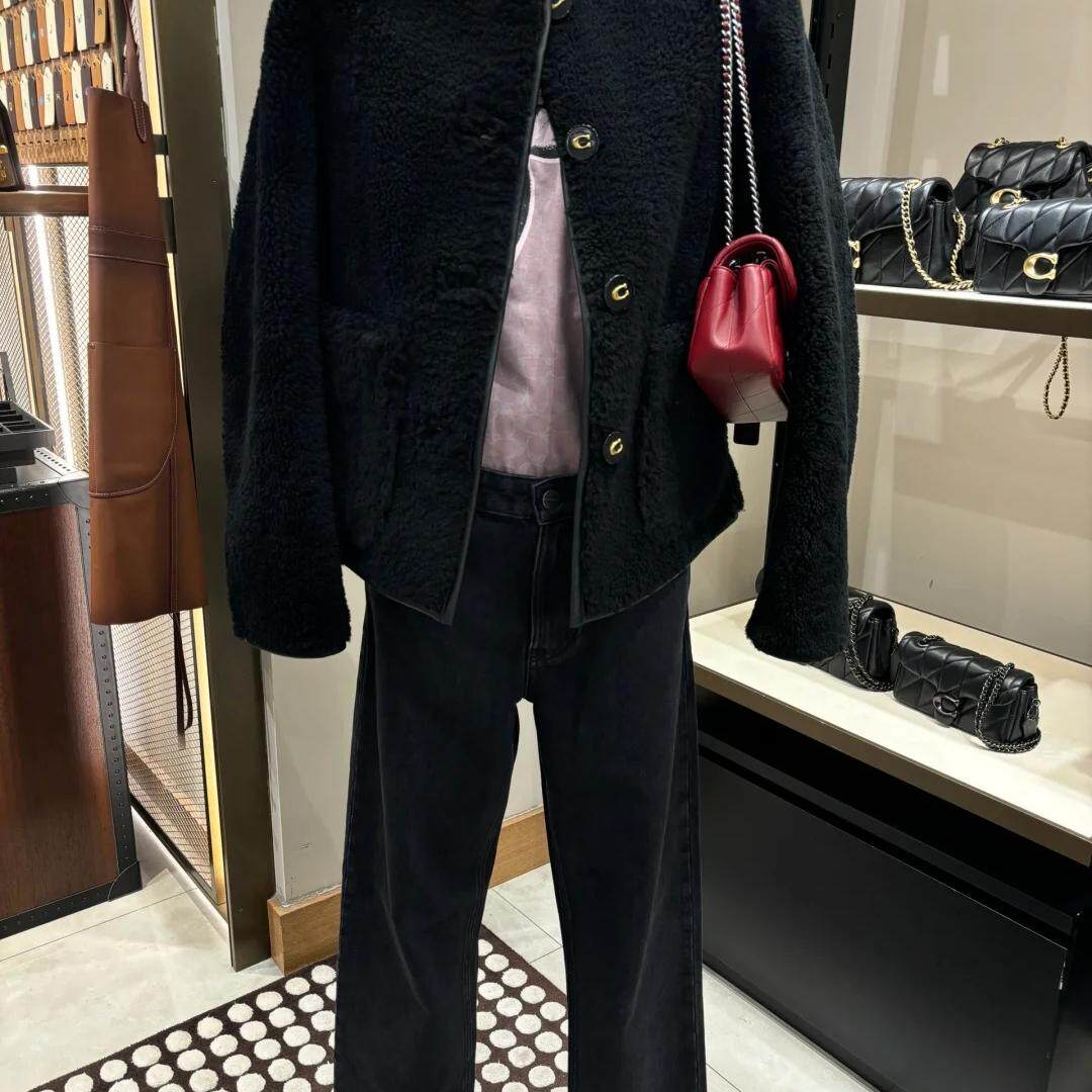国内coach蔻驰代购 专柜正品 新款 皮草皮毛一体 羊毛革大衣CV868