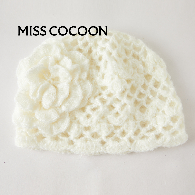 MISSCOCOON可可尼立体花朵镂空套头针织复古休闲帽