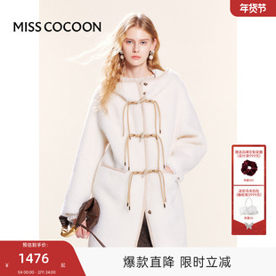 MISSCOCOON可可尼绵羊毛皮草女2025年新款牛角扣外套连帽撞色大衣