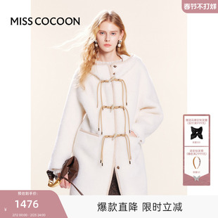 MISSCOCOON可可尼绵羊毛皮草女2025年新款牛角扣外套连帽撞色大衣