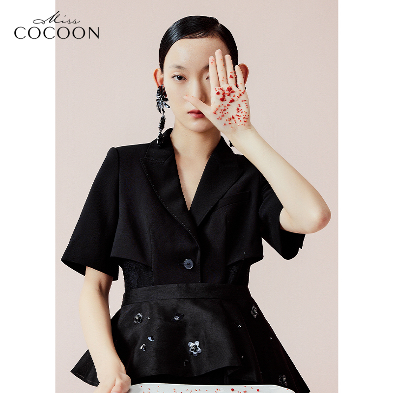 COCOON商场同款时尚裙子2023春新款女气质收腰版型黑色短款连衣裙 女装/女士精品 连衣裙 原图主图