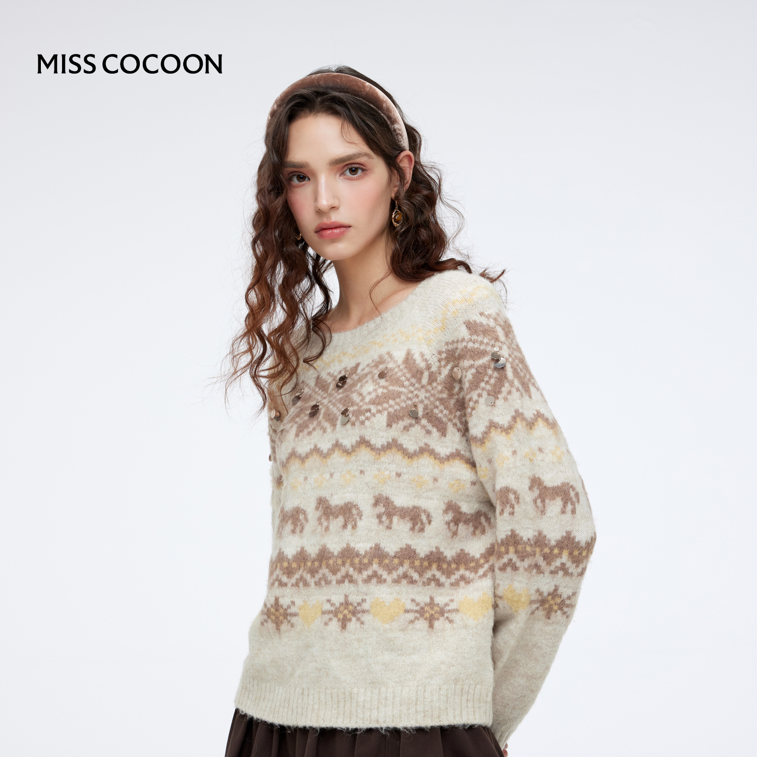 MISSCOCOON可可尼卡其色毛衣女2025秋冬新款费尔岛绵羊毛针织衫
