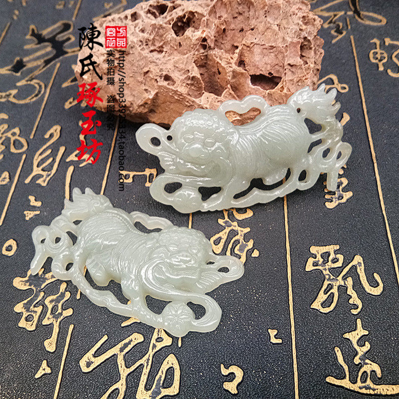 和田玉青白玉瑞兽狮子玉佩古玩玉器双狮玉吊坠挂件玉石收藏明清玉