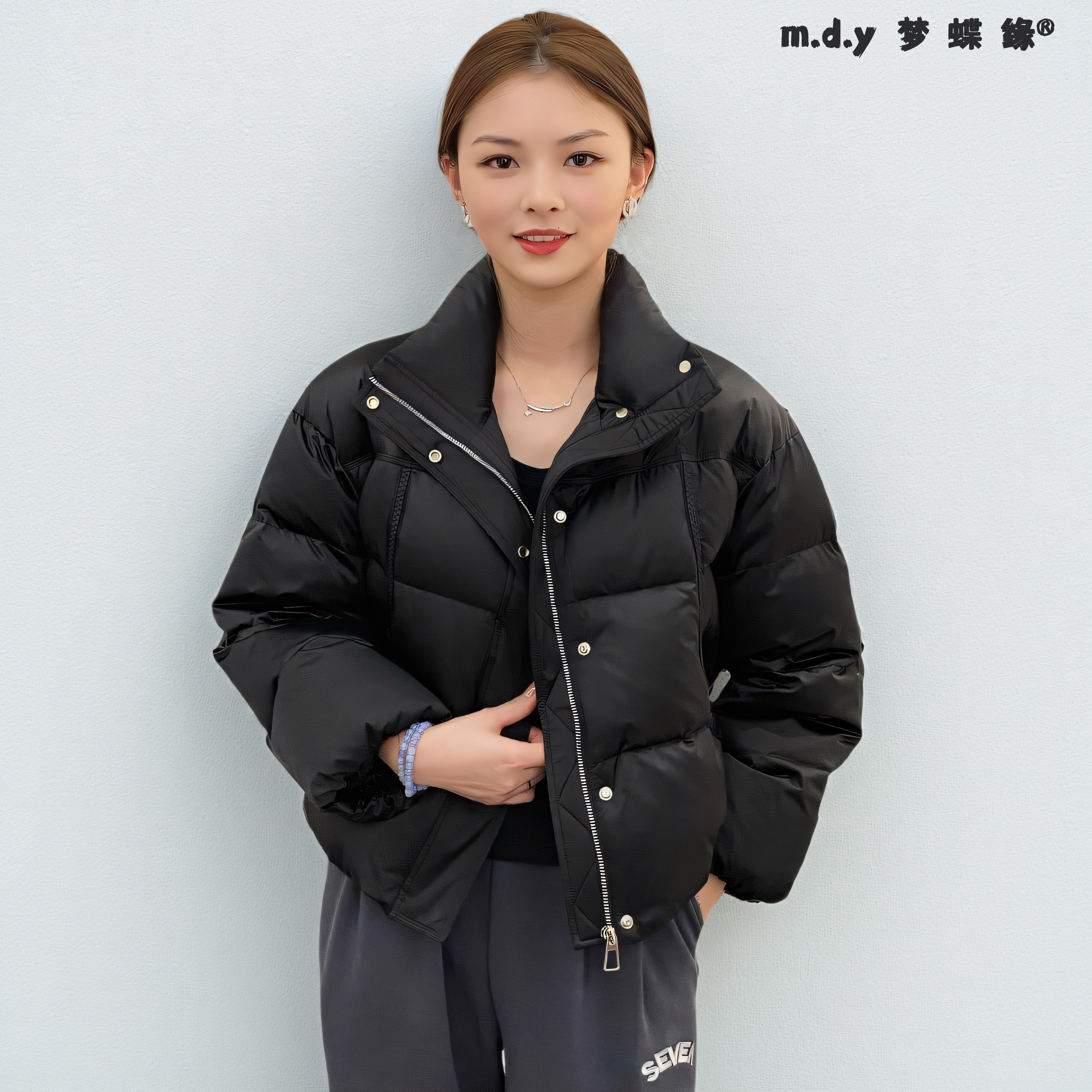 妈妈冬装90白鸭绒m.d.y梦蝶缘正品欧版黑色时尚中年面包羽绒服