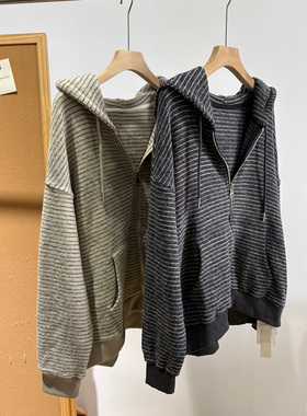 秋冬新款~仿兔绒毛绒绒感深灰色&灰杏色条纹拉链连帽宽松卫衣外套