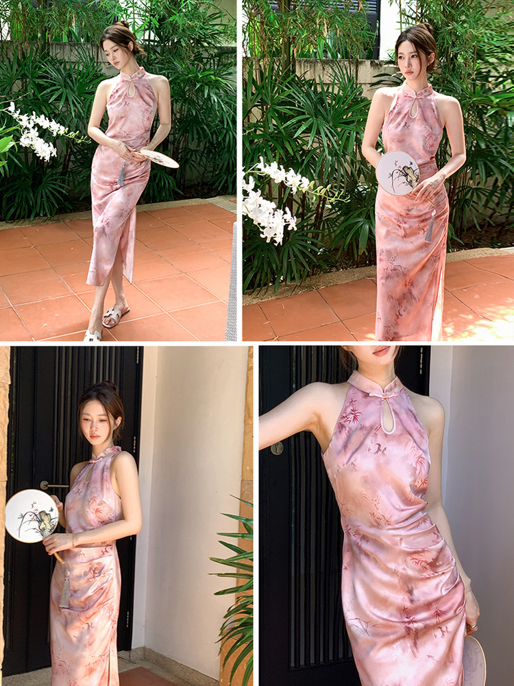 DPLAY2024 여름 새로운 중국 스타일 핑크 인쇄 새틴 인쇄 슬림 개선 여성을위한 국가 스타일 치파오 드레스