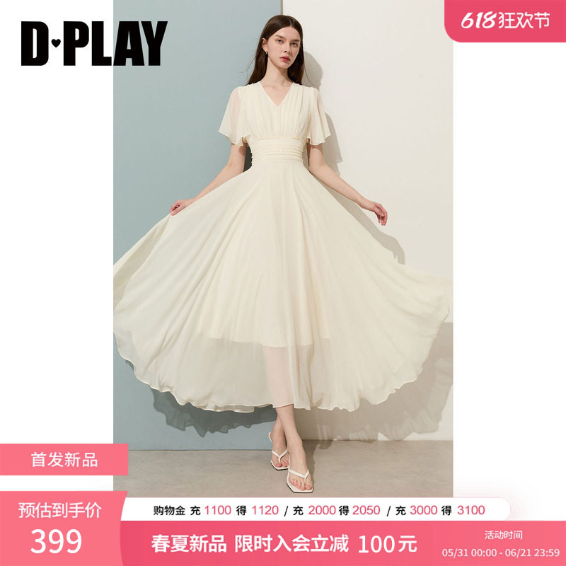 DPLAY白色V领飞飞袖收腰连衣裙法式大摆裙2026夏季新款女裙子