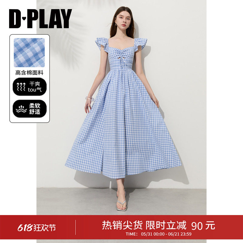 DPLAY蓝色格纹方领飞飞袖抽绳开衩法式度假2026夏季新款连衣裙