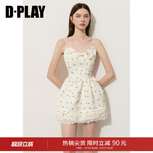 DPLAY白色缎面V领蝴蝶结蕾丝拼接法式连衣裙2026夏季新款女裙子