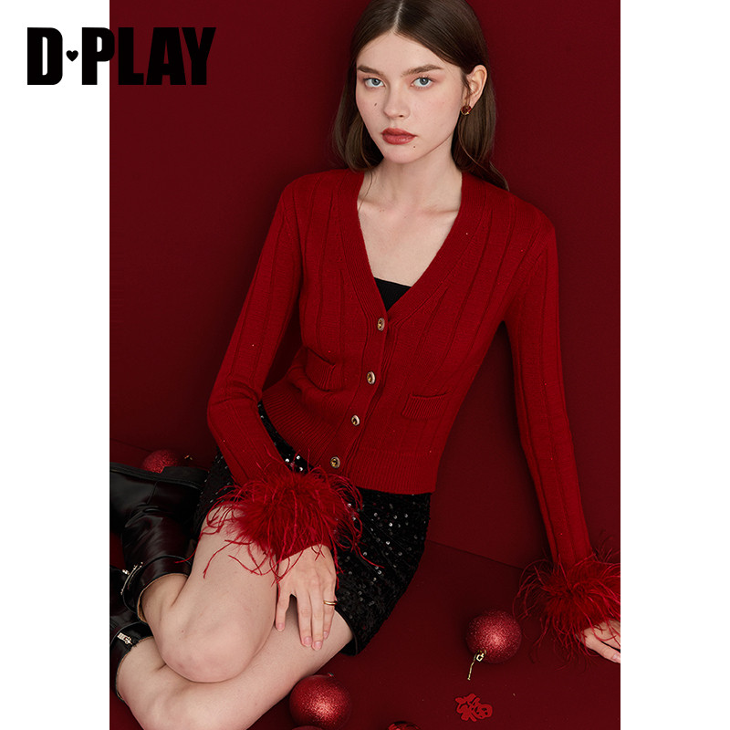 DPLAY【黑标】2025年冬季新款红色V领羽毛亮片羊毛收腰针织小衫,女装/女士精品,毛针织衫,淘宝优惠券,粉丝福利购,淘宝优惠卷