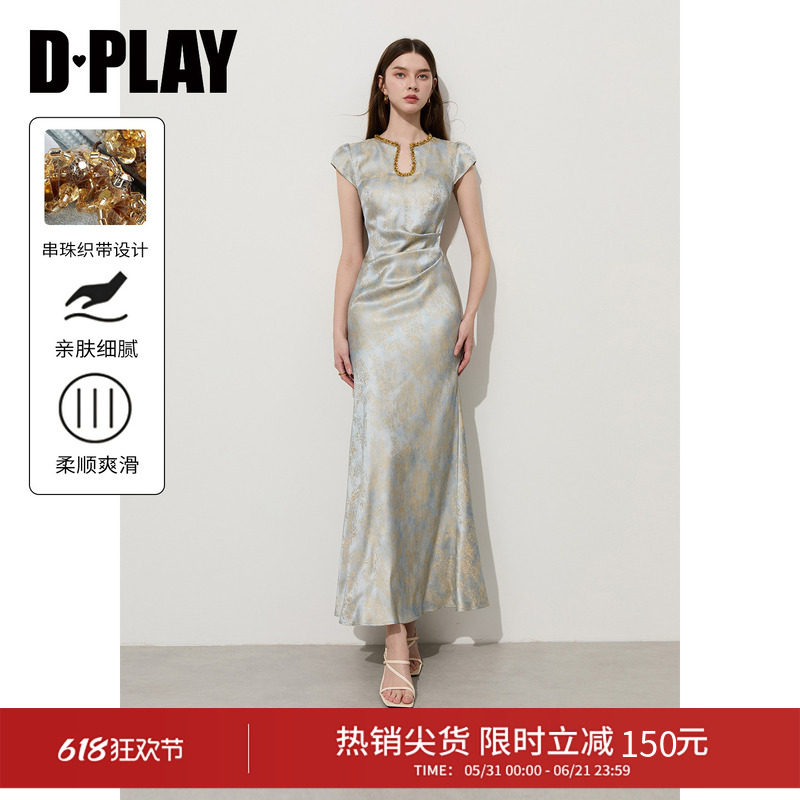 DPLAY2026年夏季新款缎面蓝色印花连衣裙国风新中式长裙时尚裙子