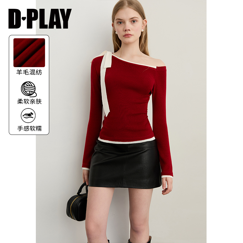DPLAY2025秋季新款红色针织衫女蝴蝶结露肩一字肩设计打底衫上衣