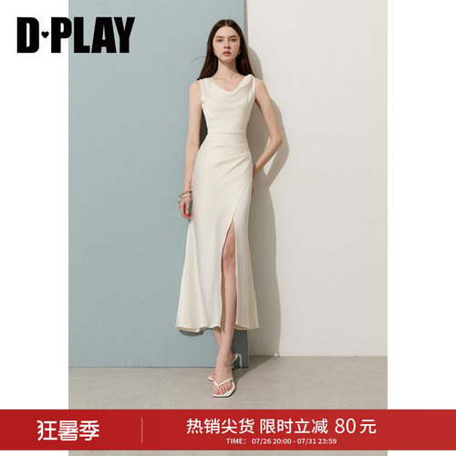 DPLAY缎面腰捏褶开衩显瘦连衣裙
