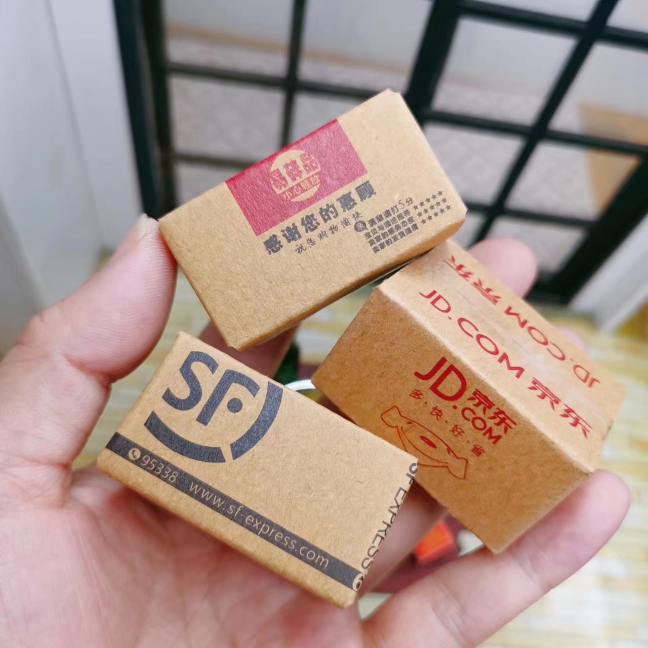 1：12娃娃屋配件微缩道具仿真迷你纸箱 OB11食玩快递纸箱打包盒,玩具/童车/益智/积木/模型,家居/生活场景,淘宝优惠券,粉丝福利购,淘宝优惠卷