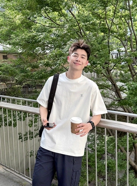 短袖t恤男纯棉舒适大码宽松休闲美式百搭夏季男士上衣时尚潮流