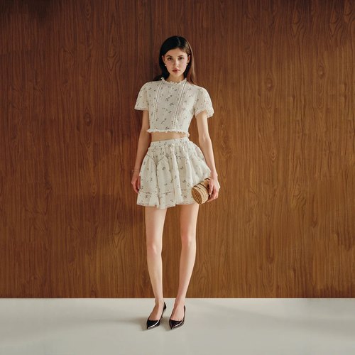 越南设计师品牌MAVEN碎花甜美宫廷花边短袖上衣 高腰短裙