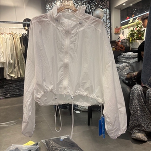 抽绳收腰防晒衣女夏季新款宽松连帽透气防晒服休闲百搭防晒短外套