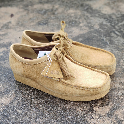 Clarks休闲复古袋鼠鞋WALLABEE